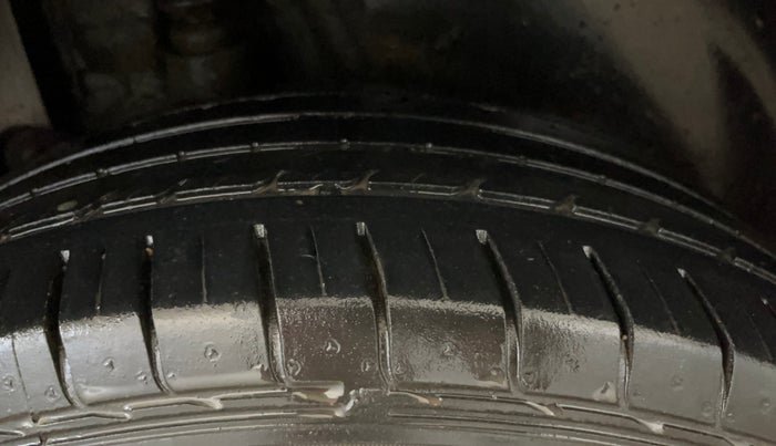 2020 KIA SELTOS HTX IVT 1.5 PETROL, Petrol, Automatic, 35,401 km, Right Rear Tyre Tread