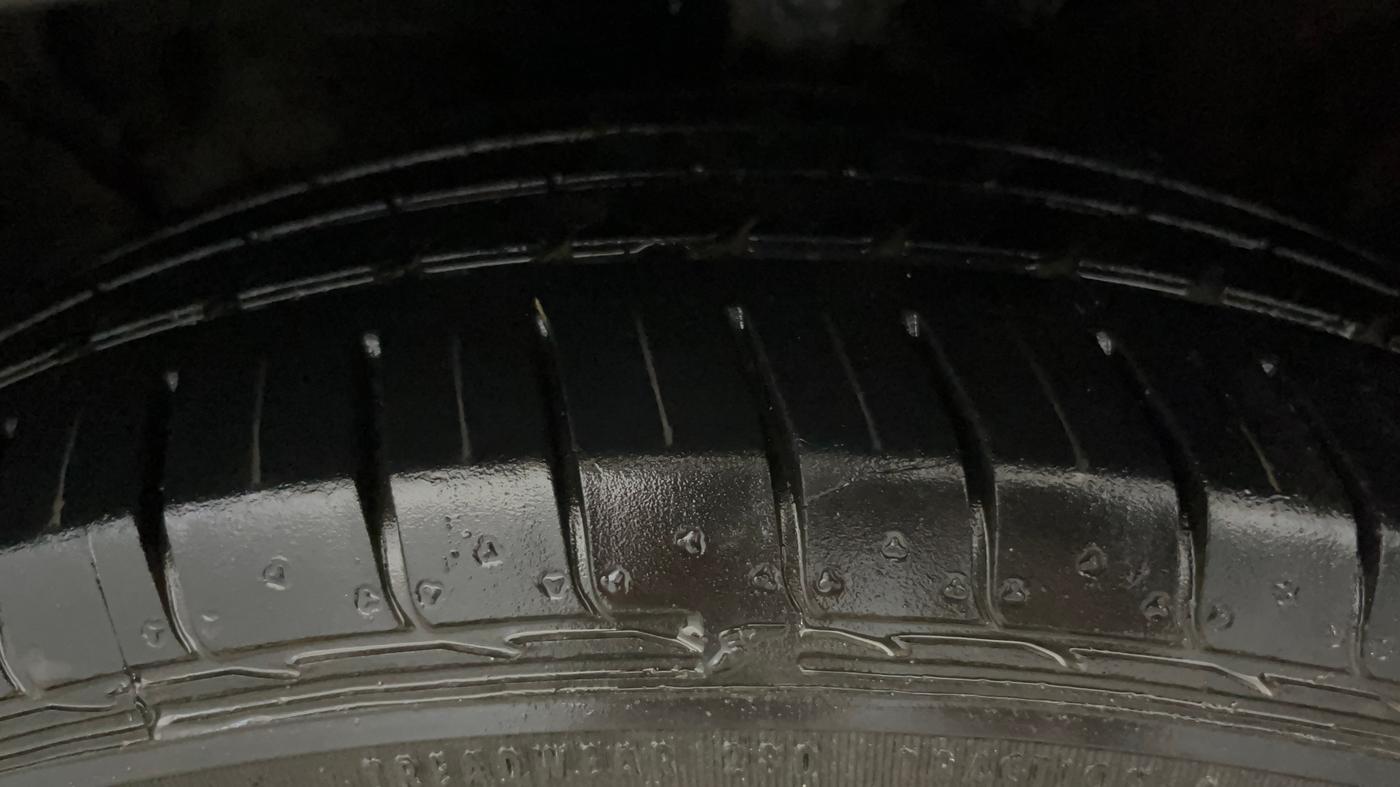 2020 KIA SELTOS HTX IVT 1.5 PETROL, Petrol, Automatic, 35,401 km, Left Front Tyre Tread
