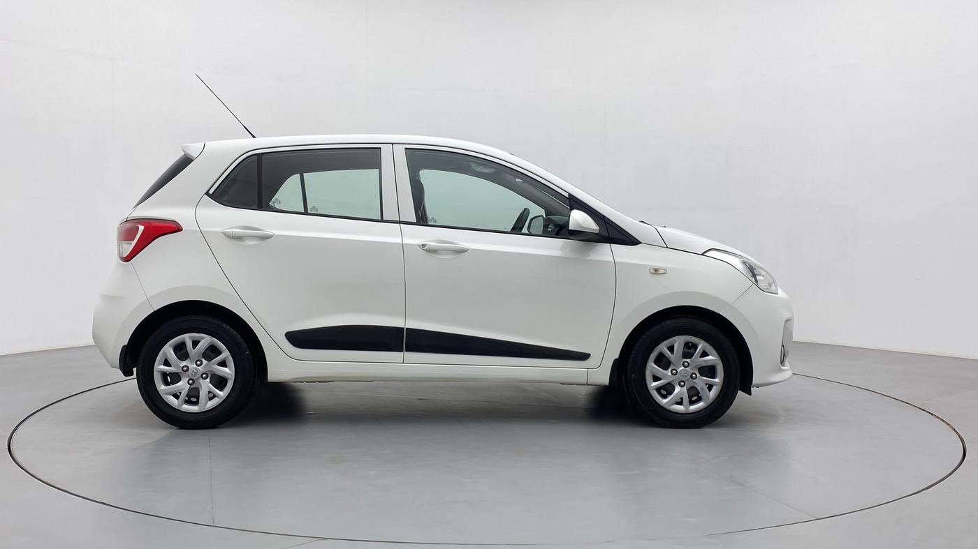 2017 Hyundai Grand i10 MAGNA 1.2 KAPPA VTVT, Petrol, Manual, 49,450 km, Right Side View