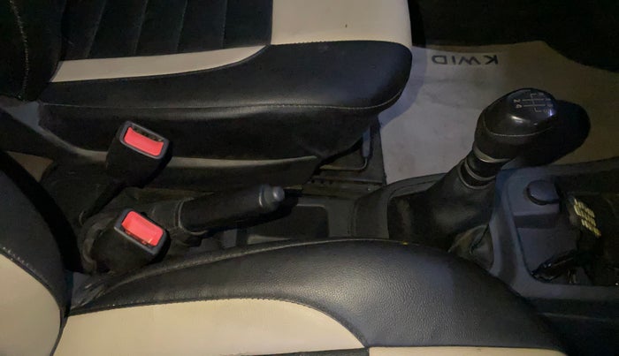 2015 Renault Kwid RXL, Petrol, Manual, 60,140 km, Gear Lever