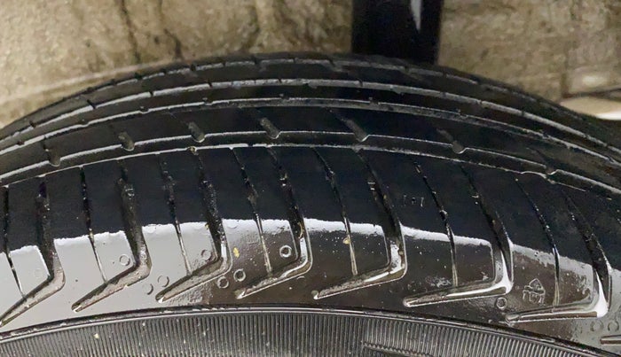 2023 Maruti New Wagon-R LXI CNG 1.0, CNG, Manual, 23,687 km, Left Rear Tyre Tread