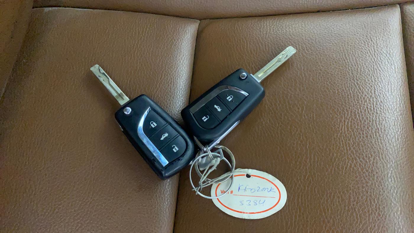 2015 Toyota Corolla Altis JS PETROL, Petrol, Manual, 85,878 km, Key Close Up