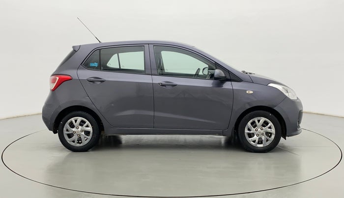 2017 Hyundai Grand i10 SPORTZ 1.2 KAPPA VTVT, CNG, Manual, 75,190 km, Right Side View