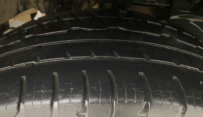 2018 Renault Duster RXS PETROL, Petrol, Manual, 57,282 km, Left Rear Tyre Tread