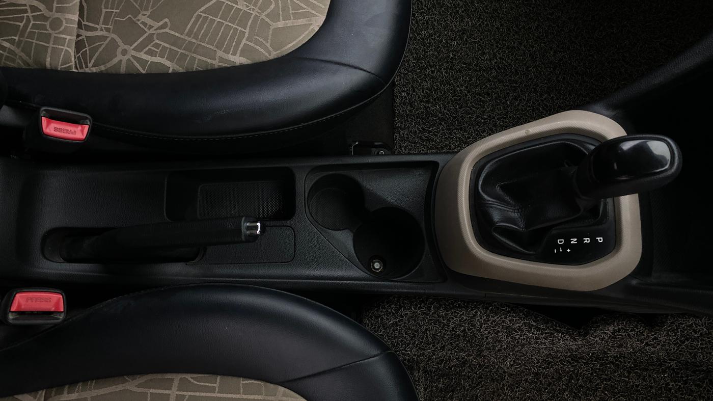 2019 Hyundai Grand i10 SPORTZ AT 1.2 KAPPA VTVT, Petrol, Automatic, 50,650 km, Gear Lever