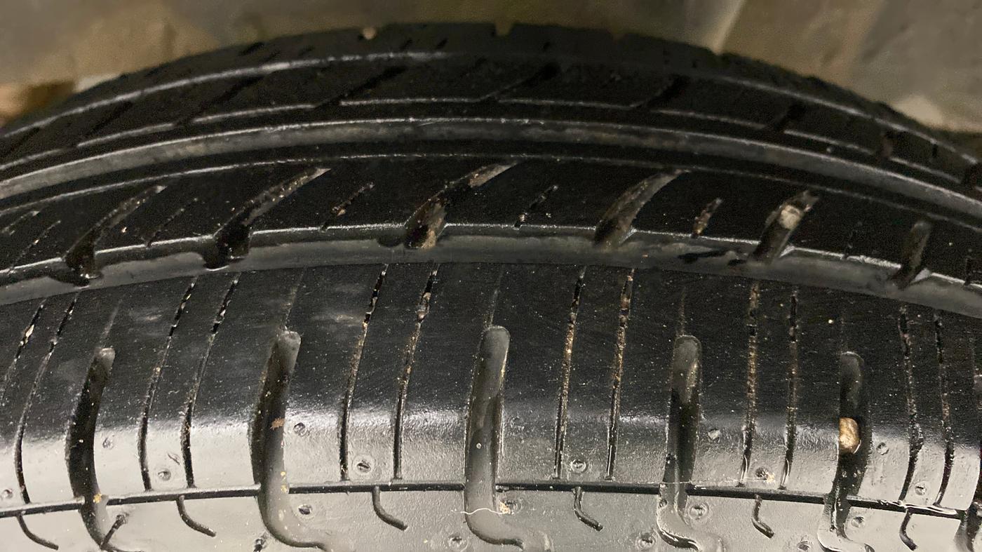 2018 Renault Kwid RXL, Petrol, Manual, 19,048 km, Left Rear Tyre Tread