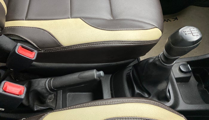 2018 Renault Kwid RXL, Petrol, Manual, 19,048 km, Gear Lever