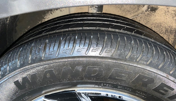 2024 KIA SONET HTK PLUS 1.0 TURBO PETROL IMT, Petrol, Manual, 16,583 km, Left Front Tyre Tread