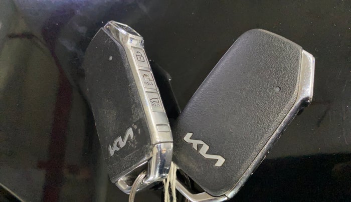 2024 KIA SONET HTK PLUS 1.0 TURBO PETROL IMT, Petrol, Manual, 16,583 km, Key Close Up