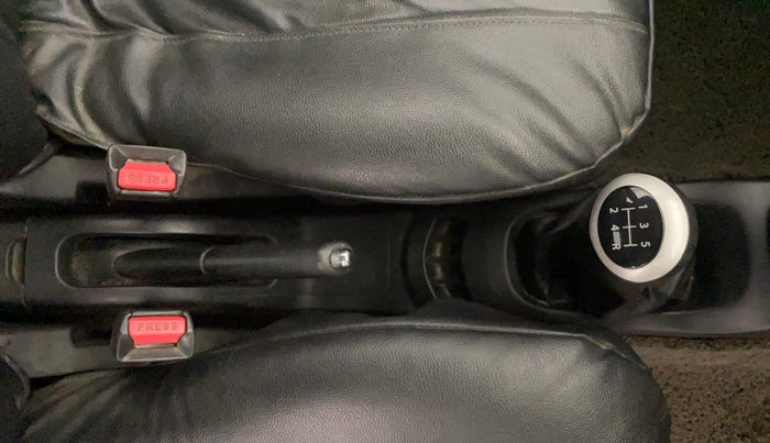 2017 Maruti Wagon R 1.0 VXI, Petrol, Manual, 49,296 km, Gear Lever