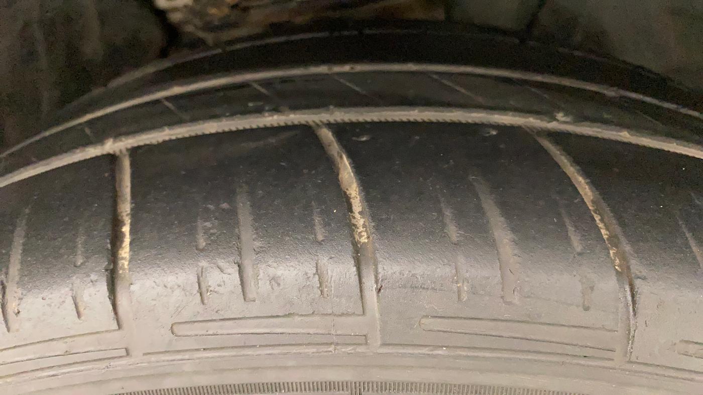 2017 Skoda Kodiaq STYLE 2.0 TDI 4X4 AT, Diesel, Automatic, 91,008 km, Right Front Tyre Tread