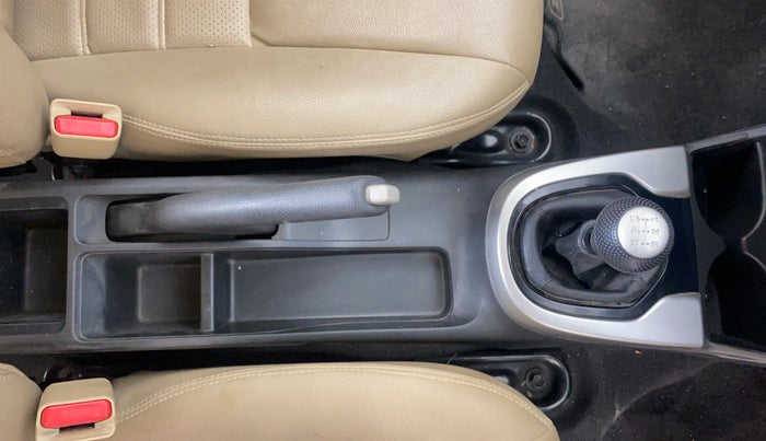 2017 Honda Jazz 1.2L I-VTEC SV, Petrol, Manual, 31,267 km, Gear Lever