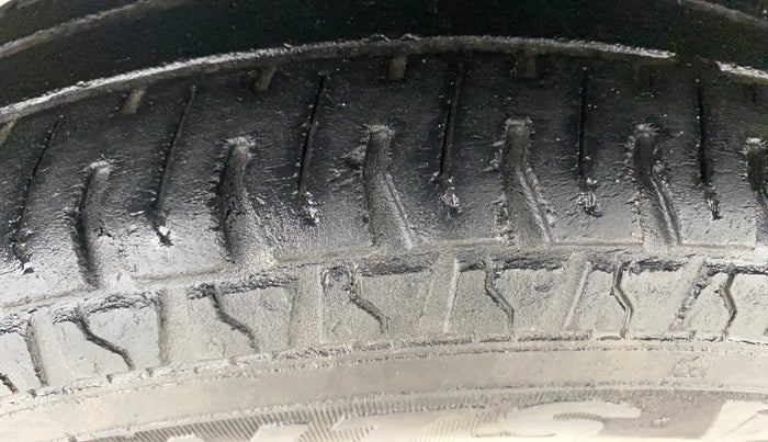 2018 Maruti Alto 800 LXI, Petrol, Manual, 48,264 km, Right Rear Tyre Tread