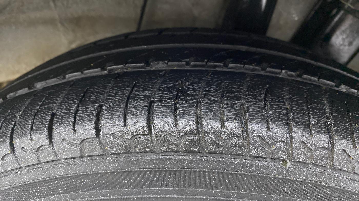2019 Hyundai Grand i10 MAGNA 1.2 KAPPA VTVT, Petrol, Manual, 93,449 km, Left Rear Tyre Tread