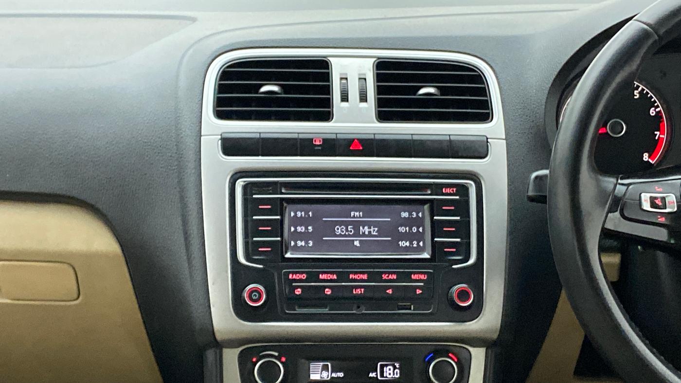 2014 Volkswagen Polo HIGHLINE1.2L PETROL, Petrol, Manual, 75,226 km, Air Conditioner