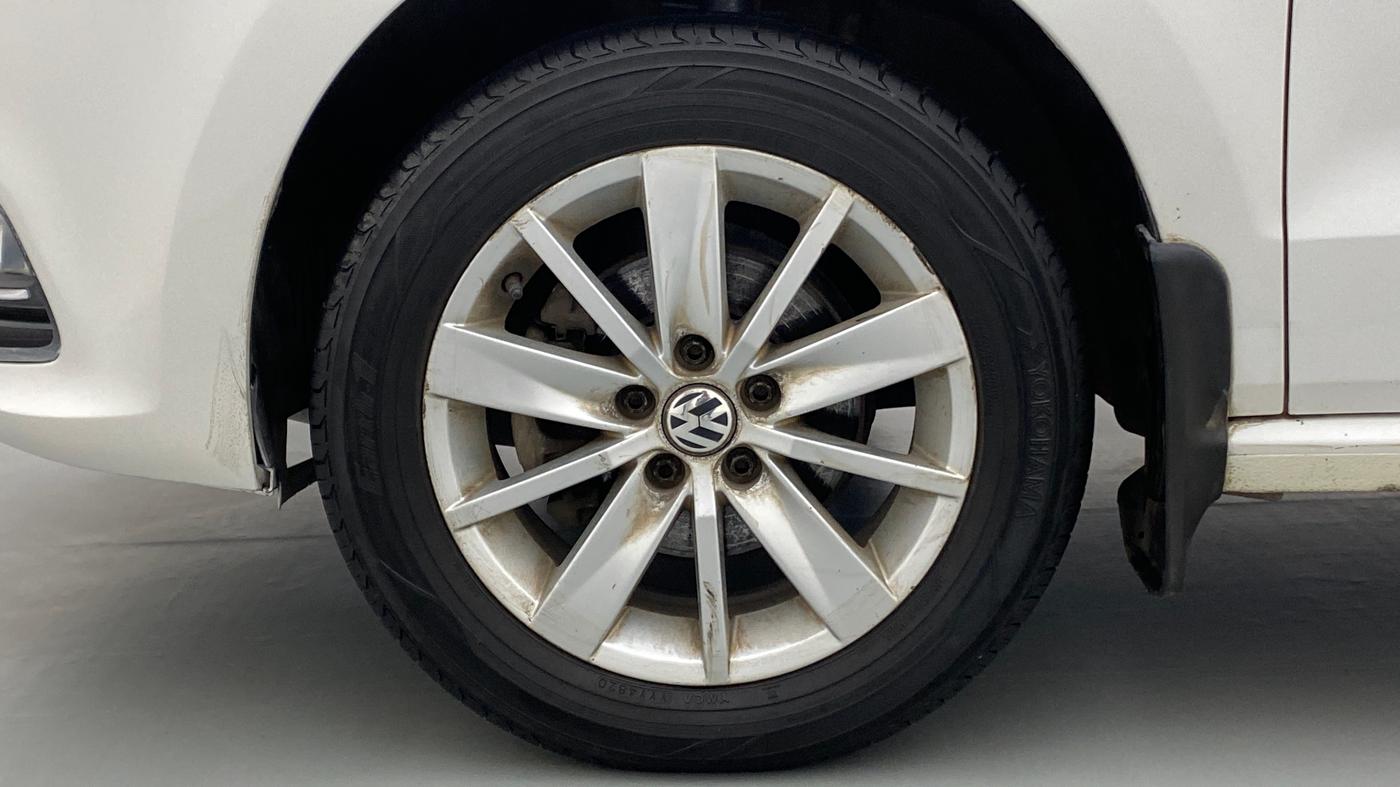 2014 Volkswagen Polo HIGHLINE1.2L PETROL, Petrol, Manual, 75,226 km, Left Front Wheel