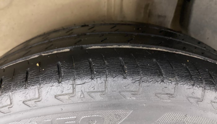 2017 Maruti IGNIS ZETA 1.2 AMT, Petrol, Automatic, 45,243 km, Left Rear Tyre Tread