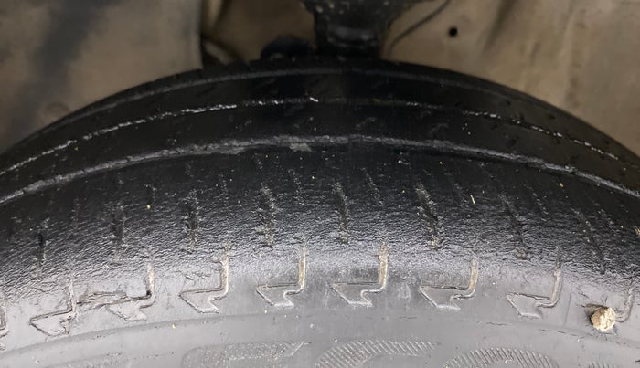 2017 Maruti IGNIS ZETA 1.2 AMT, Petrol, Automatic, 45,243 km, Left Front Tyre Tread