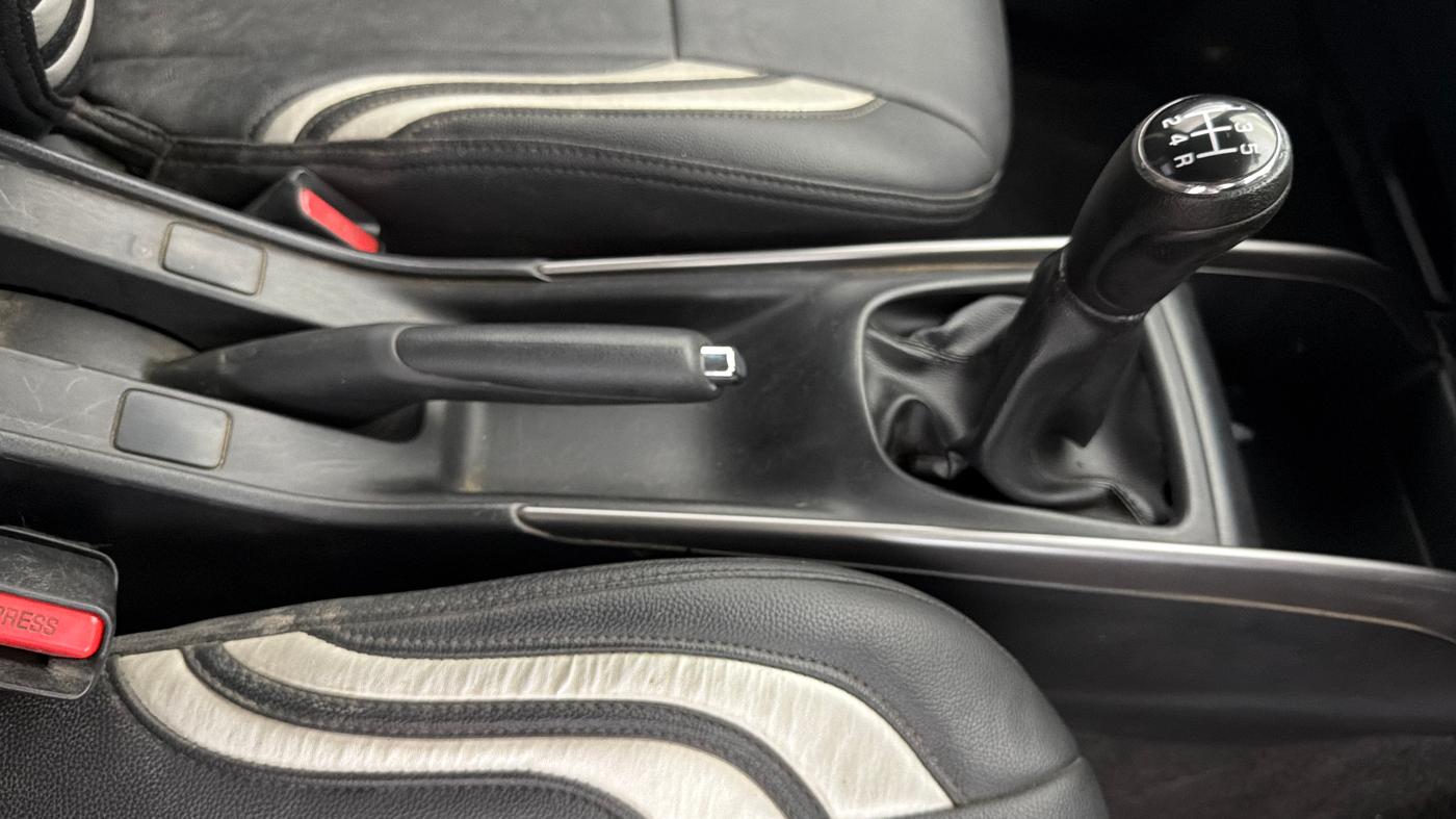 2019 Maruti Baleno DELTA PETROL 1.2, Petrol, Manual, 56,566 km, Gear Lever