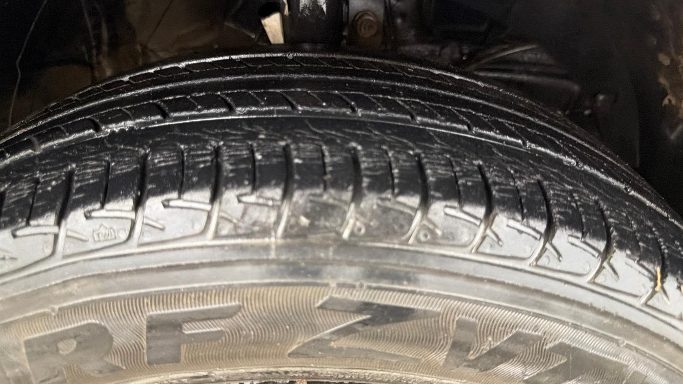 2019 Maruti Baleno DELTA PETROL 1.2, Petrol, Manual, 56,566 km, Right Front Tyre Tread