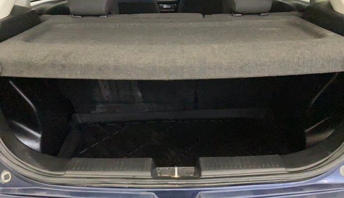 2022 Maruti Baleno ZETA PETROL 1.2, Petrol, Manual, 39,857 km, Boot Inside