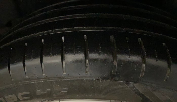 2022 Maruti Baleno ZETA PETROL 1.2, Petrol, Manual, 39,857 km, Left Rear Tyre Tread