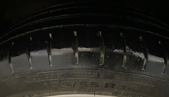 2022 Maruti Baleno ZETA PETROL 1.2, Petrol, Manual, 39,857 km, Left Front Tyre Tread