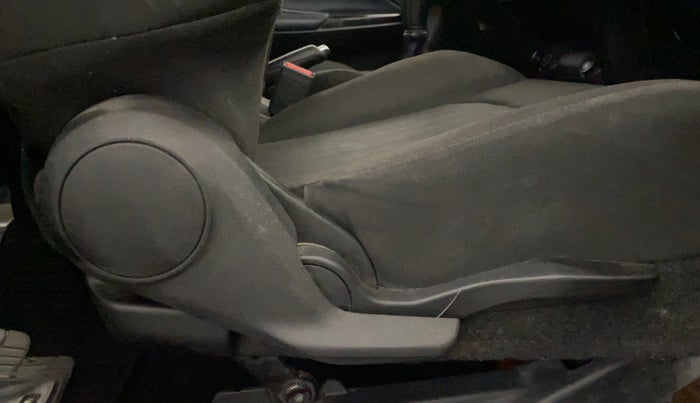 2022 Maruti Baleno ZETA PETROL 1.2, Petrol, Manual, 39,857 km, Driver Side Adjustment Panel