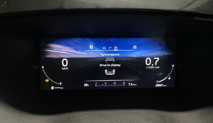 2023 KIA CARENS LUXURY PLUS 1.5 IMT PETROL, Petrol, Manual, 28,643 km, Odometer Image