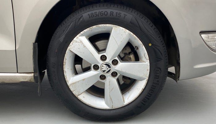 2015 Skoda Rapid 1.5 TDI AT STYLE PLUS, Diesel, Automatic, 59,133 km, Right Front Wheel