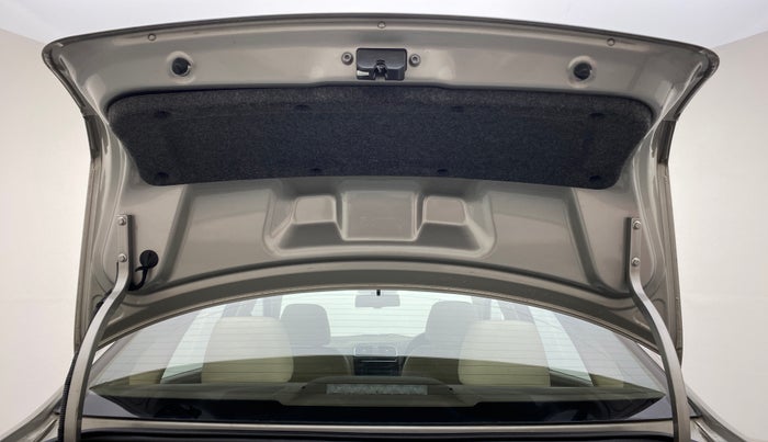 2015 Skoda Rapid 1.5 TDI AT STYLE PLUS, Diesel, Automatic, 59,133 km, Boot Door Open