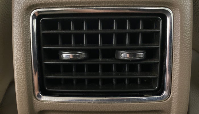 2015 Skoda Rapid 1.5 TDI AT STYLE PLUS, Diesel, Automatic, 59,133 km, Rear AC Vents