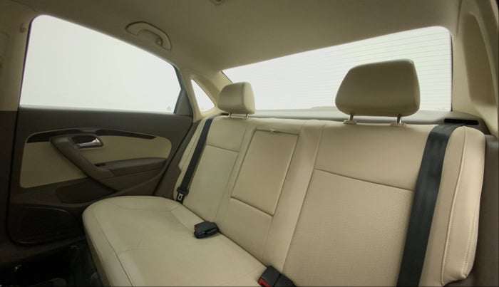 2015 Skoda Rapid 1.5 TDI AT STYLE PLUS, Diesel, Automatic, 59,133 km, Right Side Rear Door Cabin