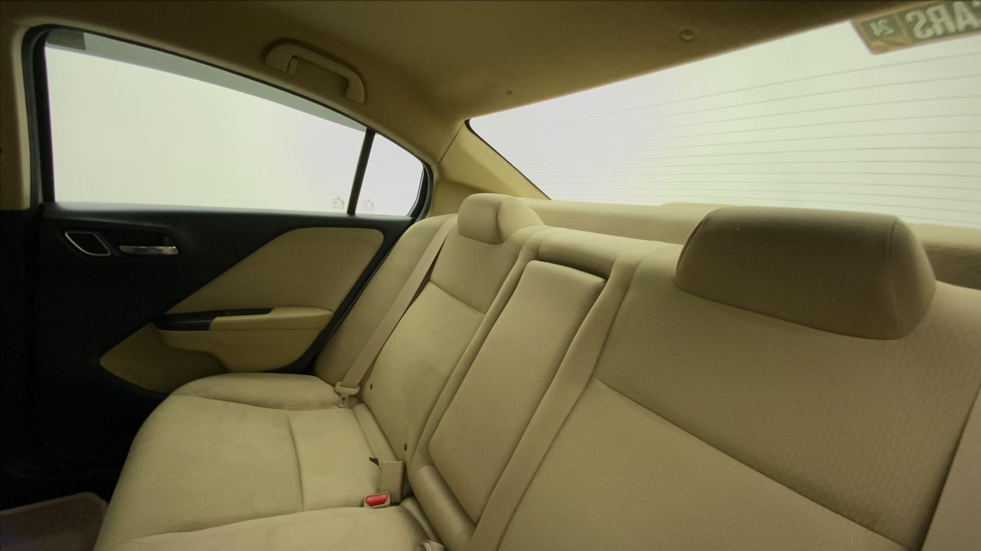 2019 Honda City 1.5L I-VTEC V MT, Petrol, Manual, 29,116 km, Right Side Rear Door Cabin