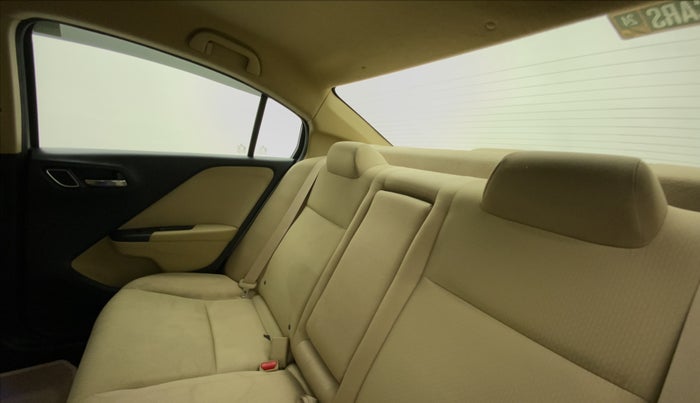 2019 Honda City 1.5L I-VTEC V MT, Petrol, Manual, 29,116 km, Right Side Rear Door Cabin