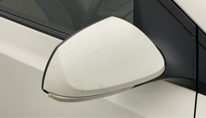 2018 Hyundai Grand i10 SPORTZ 1.2 KAPPA VTVT, CNG, Manual, 19,230 km, Right rear-view mirror - Indicator light has minor damage