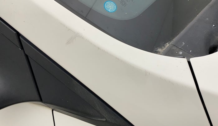 2018 Hyundai Grand i10 SPORTZ 1.2 KAPPA VTVT, CNG, Manual, 19,230 km, Right A pillar - Minor scratches