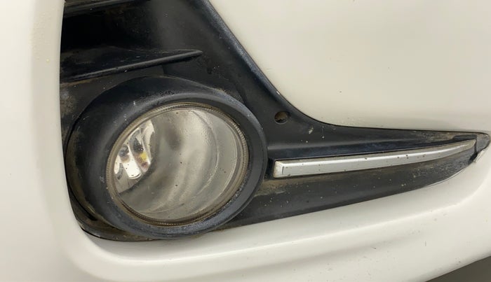 2018 Hyundai Grand i10 SPORTZ 1.2 KAPPA VTVT, CNG, Manual, 19,230 km, Right fog light - Not working