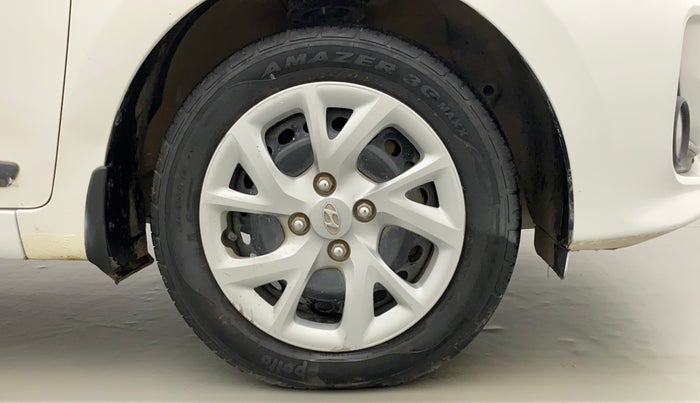 2018 Hyundai Grand i10 SPORTZ 1.2 KAPPA VTVT, CNG, Manual, 19,230 km, Right Front Wheel