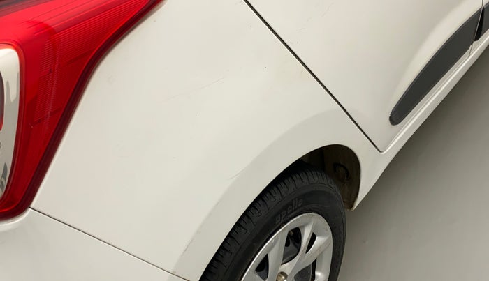 2018 Hyundai Grand i10 SPORTZ 1.2 KAPPA VTVT, CNG, Manual, 19,230 km, Right quarter panel - Minor scratches