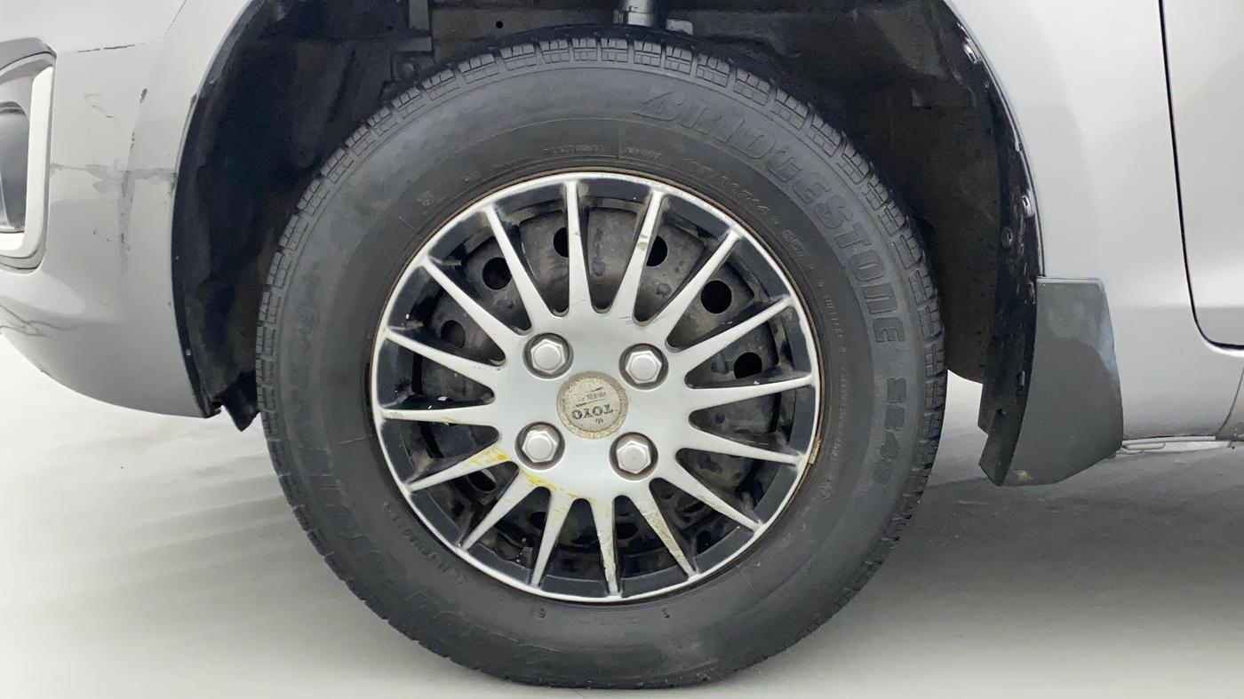 2015 Maruti Swift VXI, Petrol, Manual, 86,955 km, Left Front Wheel
