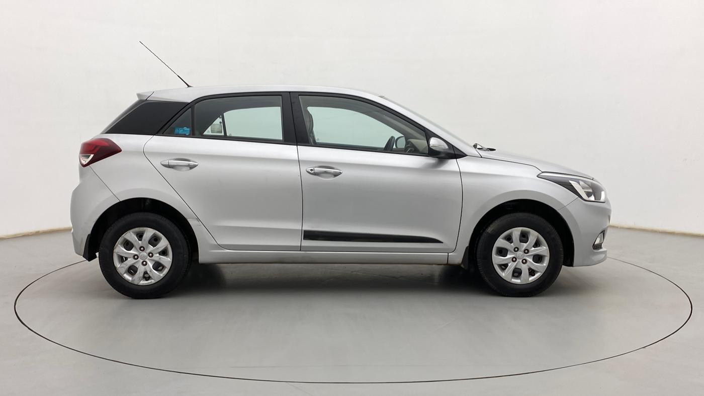 2017 Hyundai Elite i20 SPORTZ 1.2, Petrol, Manual, 51,047 km, Right Side View