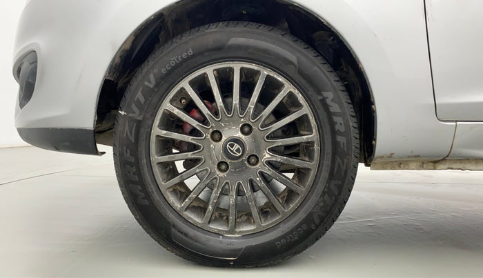 2015 Tata Zest XMS RT, Petrol, Manual, 69,390 km, Left Front Wheel