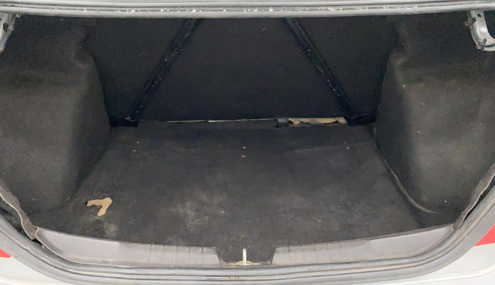 2015 Tata Zest XMS RT, Petrol, Manual, 69,390 km, Boot Inside