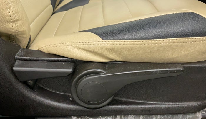 2015 Tata Zest XMS RT, Petrol, Manual, 69,390 km, Driver Side Adjustment Panel