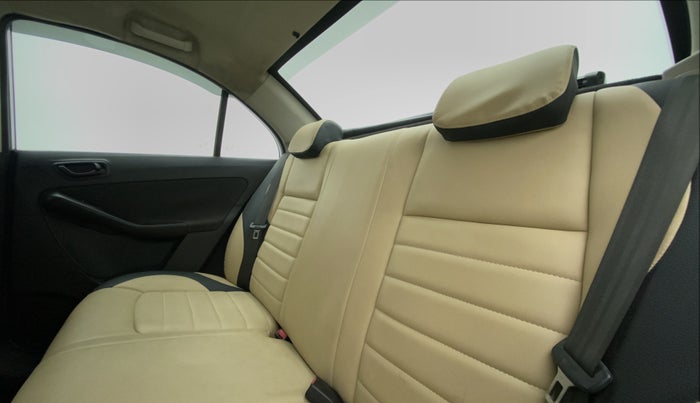 2015 Tata Zest XMS RT, Petrol, Manual, 69,390 km, Right Side Rear Door Cabin