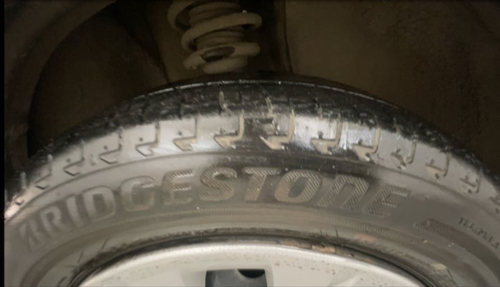 2018 Maruti IGNIS DELTA 1.2 AMT, Petrol, Automatic, 15,249 km, Right Front Tyre Tread