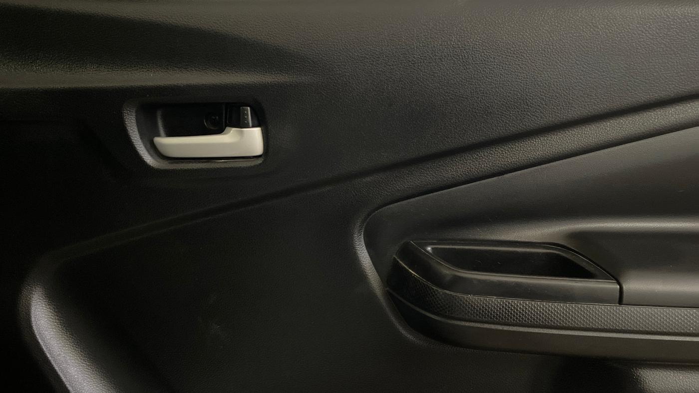 2022 Maruti Celerio ZXI, Petrol, Manual, 15,779 km, Driver Side Door Panels Control