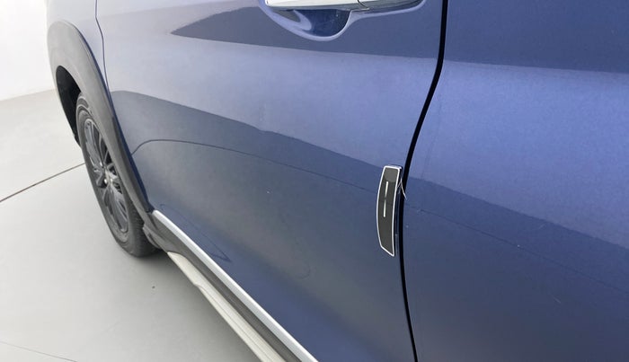 2021 Maruti XL6 ALPHA AT, Petrol, Automatic, 26,020 km, Front passenger door - Slightly dented