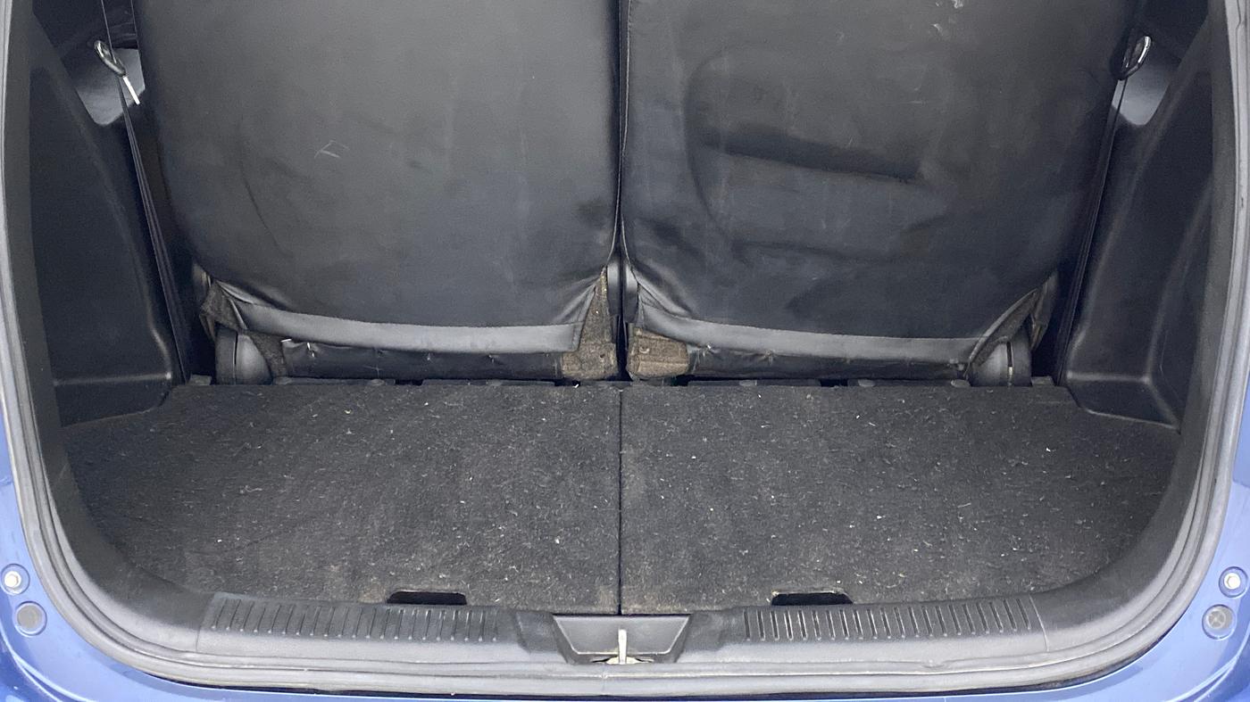 2021 Maruti XL6 ALPHA AT, Petrol, Automatic, 26,020 km, Boot Inside